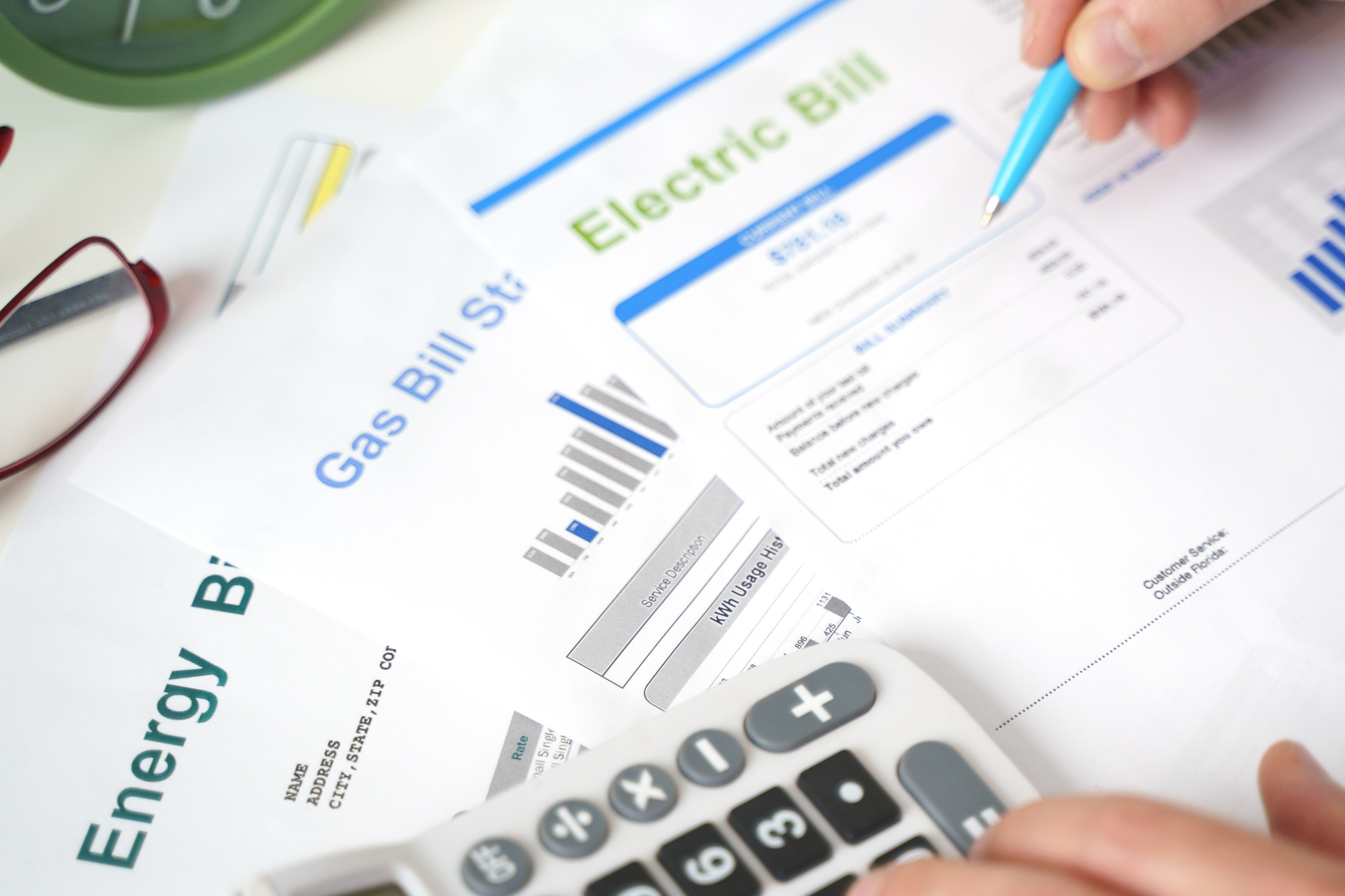 electric bill statement and home energy consumption